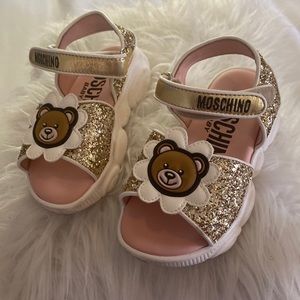 Moschino Kids glitter sandals